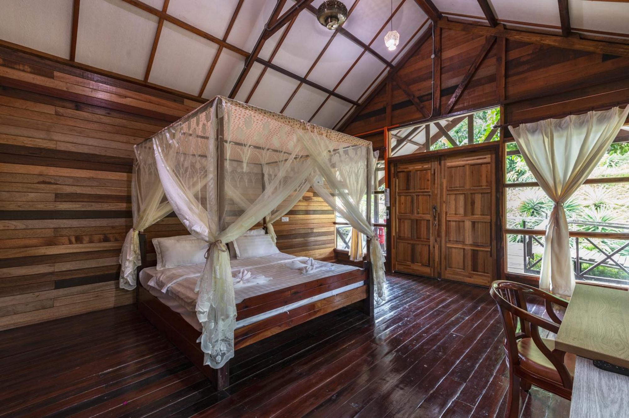 Borneo Sepilok Rainforest Resort エクステリア 写真