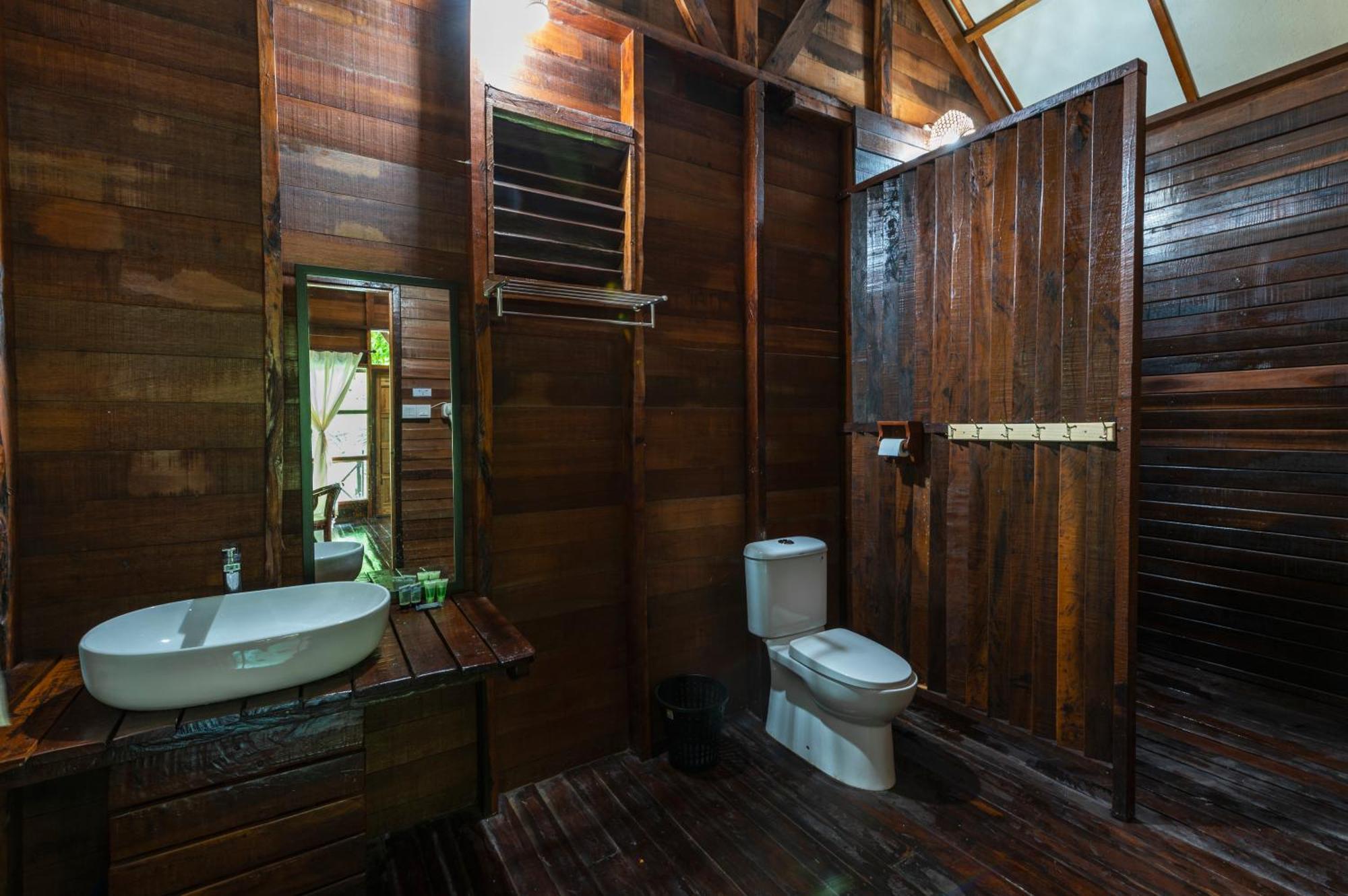 Borneo Sepilok Rainforest Resort エクステリア 写真